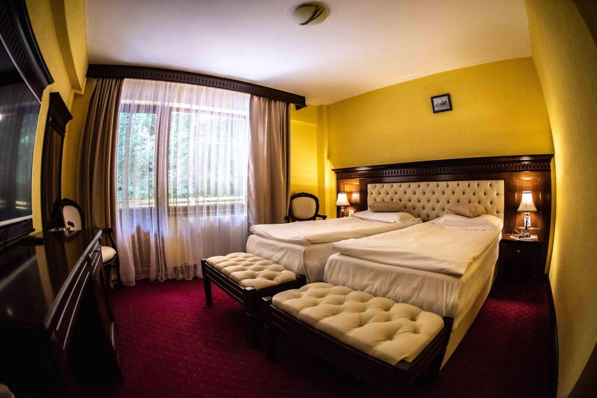 Hotel Trei Brazi Băile Olăneşti Zewnętrze zdjęcie