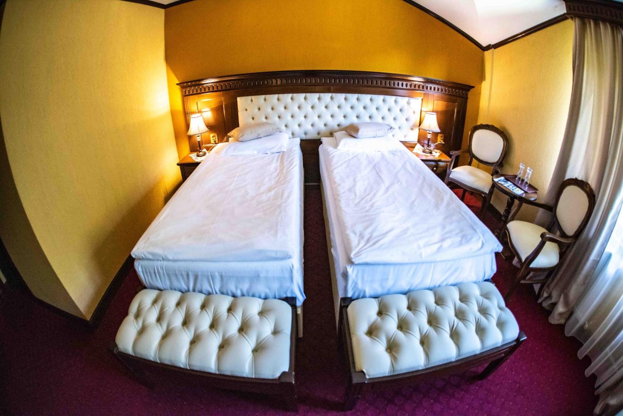 Hotel Trei Brazi Băile Olăneşti Zewnętrze zdjęcie