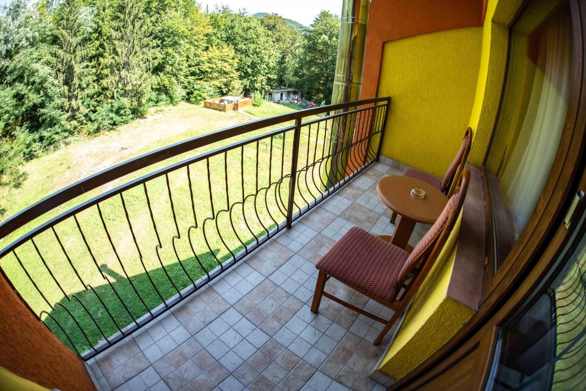 Hotel Trei Brazi Băile Olăneşti Zewnętrze zdjęcie